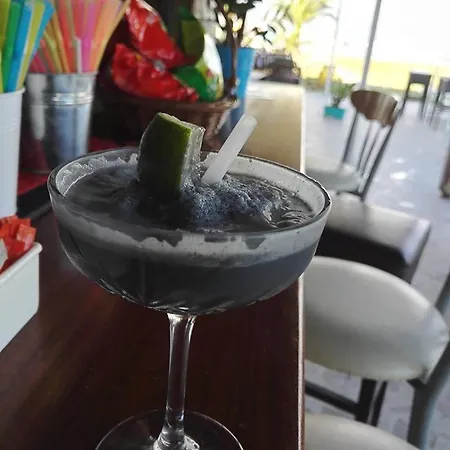 Ξενοδοχείο με διαμερίσματα Umbrella